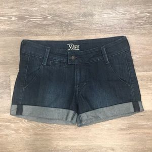 Old Navy: Diva Shorts with Cuff